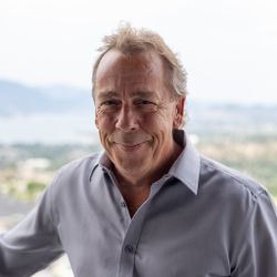 Lloyd Taverner Photo